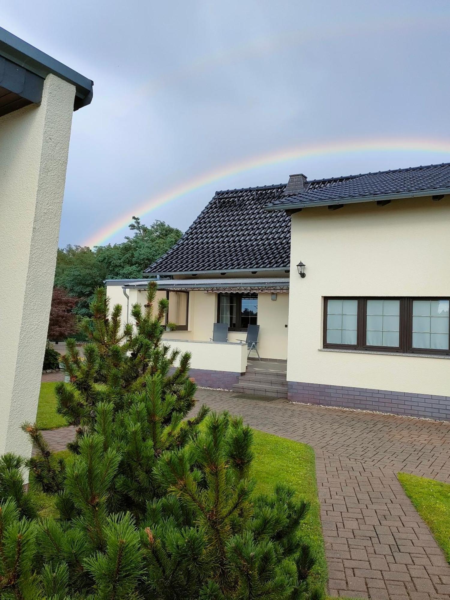 Villa Haus Am Waldrand Vetschau Exterior foto